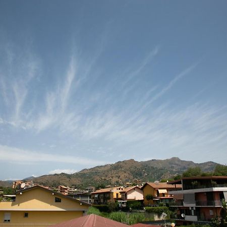Happy Home Giardini Naxos Ngoại thất bức ảnh