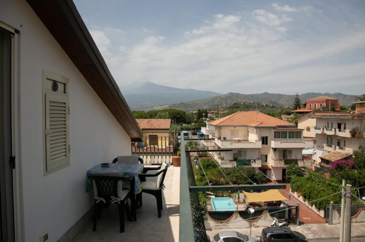Happy Home Giardini Naxos Ngoại thất bức ảnh